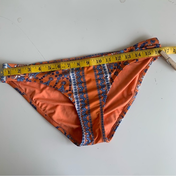 Cremieux Bikini Bottom,‎ Large, orange and blue paisley print, EUC, pairs great. - Picture 6 of 8